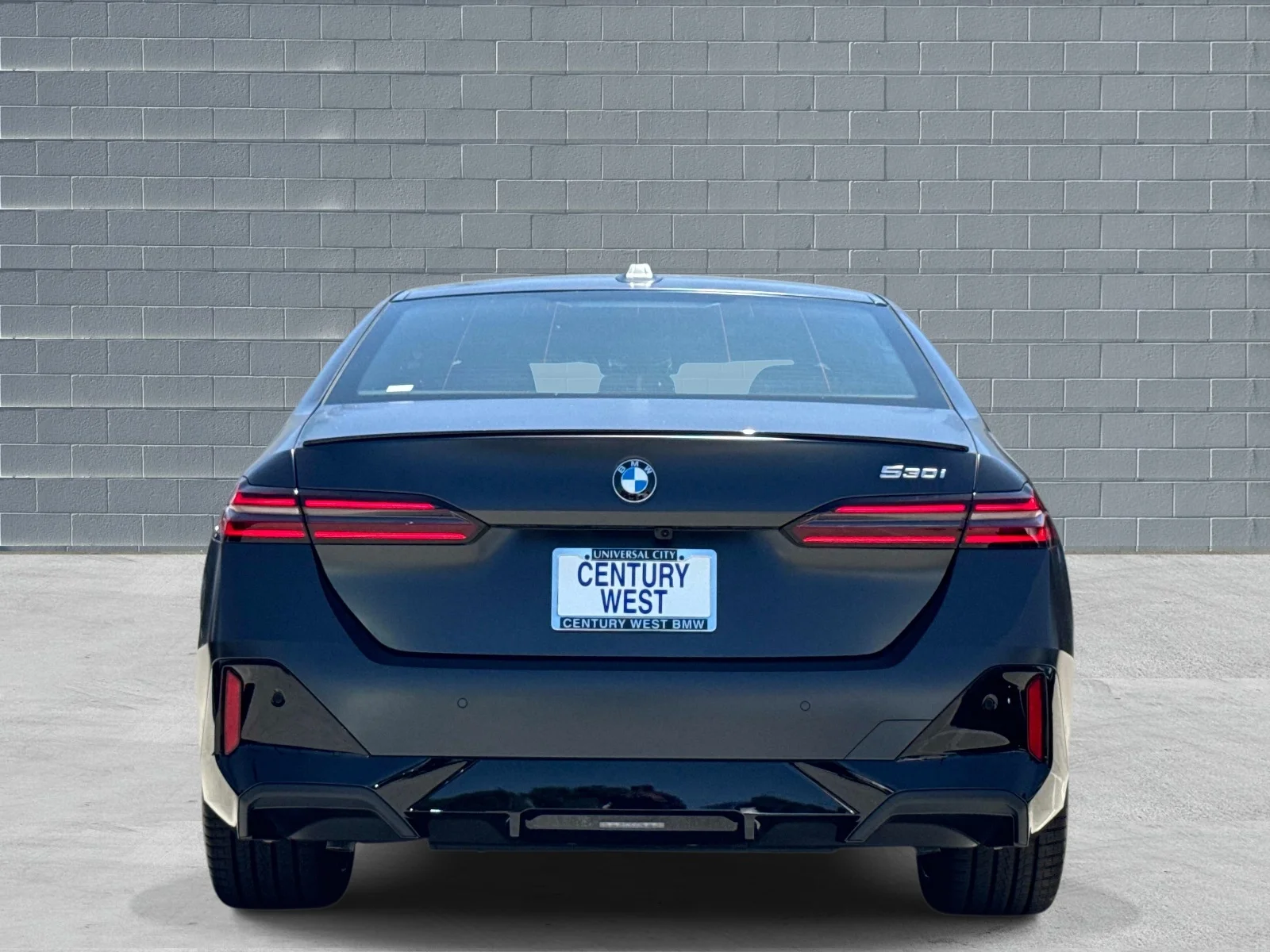 New 2027 Frozen Deep Grey BMW 530i Sedan image 4