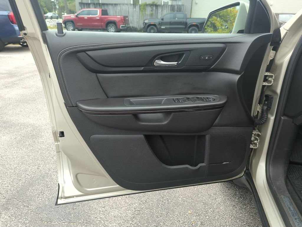 Used 2016 Gold Chevrolet LTZ image 17