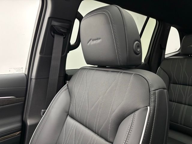 New 2026 Ebony Twilight Metallic Buick Avenir image 49