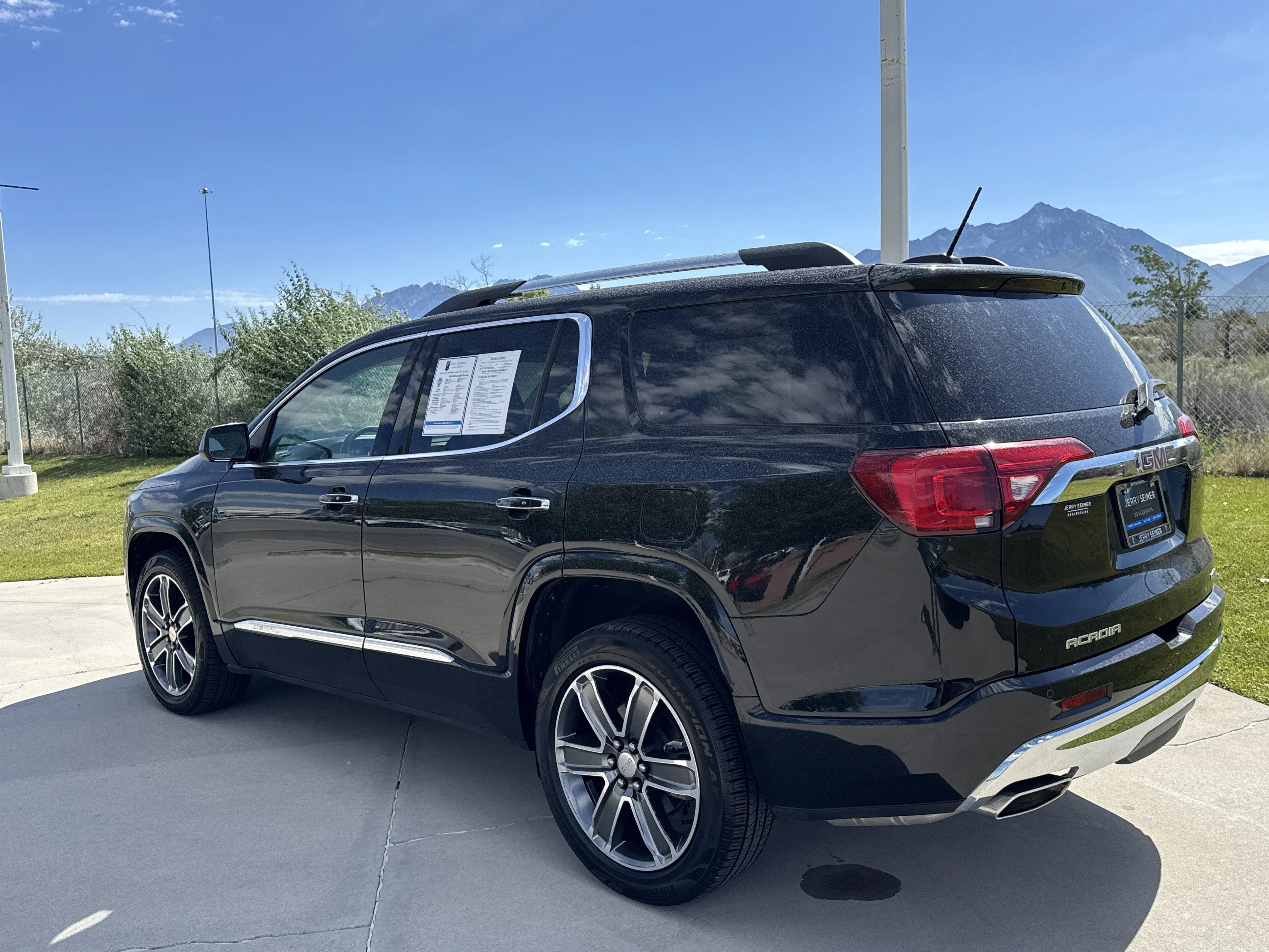 Used 2019 Ebony Twilight Metallic GMC Denali image 3