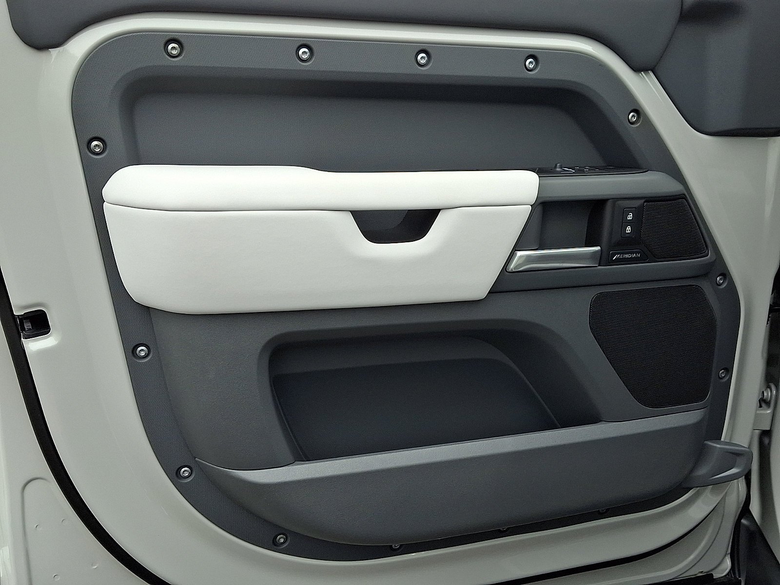 New 2026 Borasco Grey LAND ROVER S image 8