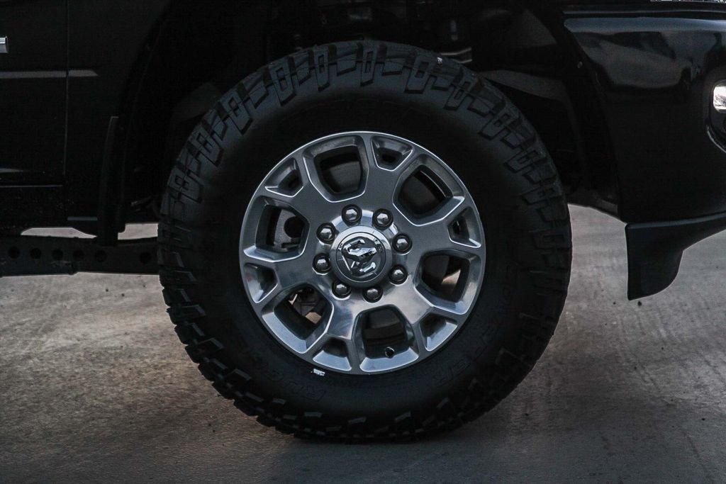 Used 2024 Diamond Black Ram Laramie image 11