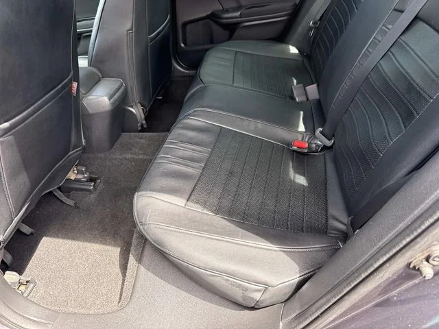 Used 2017  Honda EX-T image 15