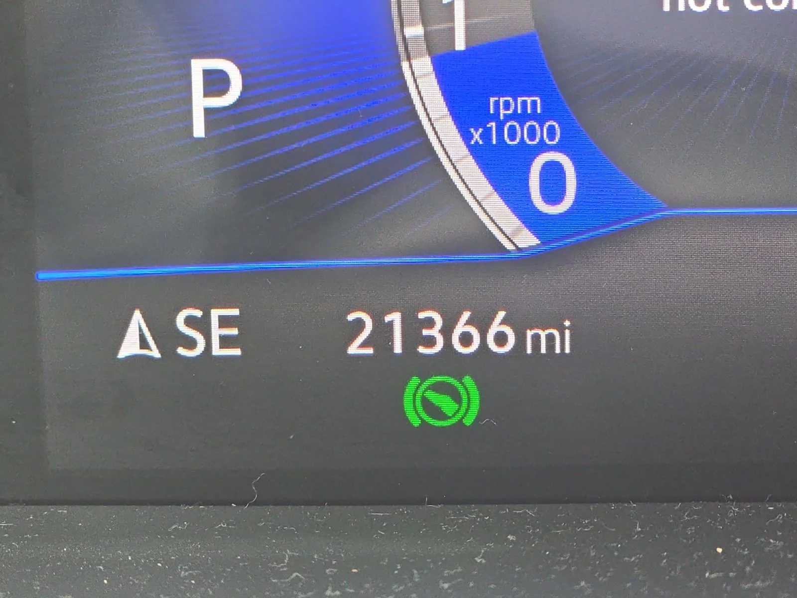 Used 2025 Gray Volkswagen SE image 2