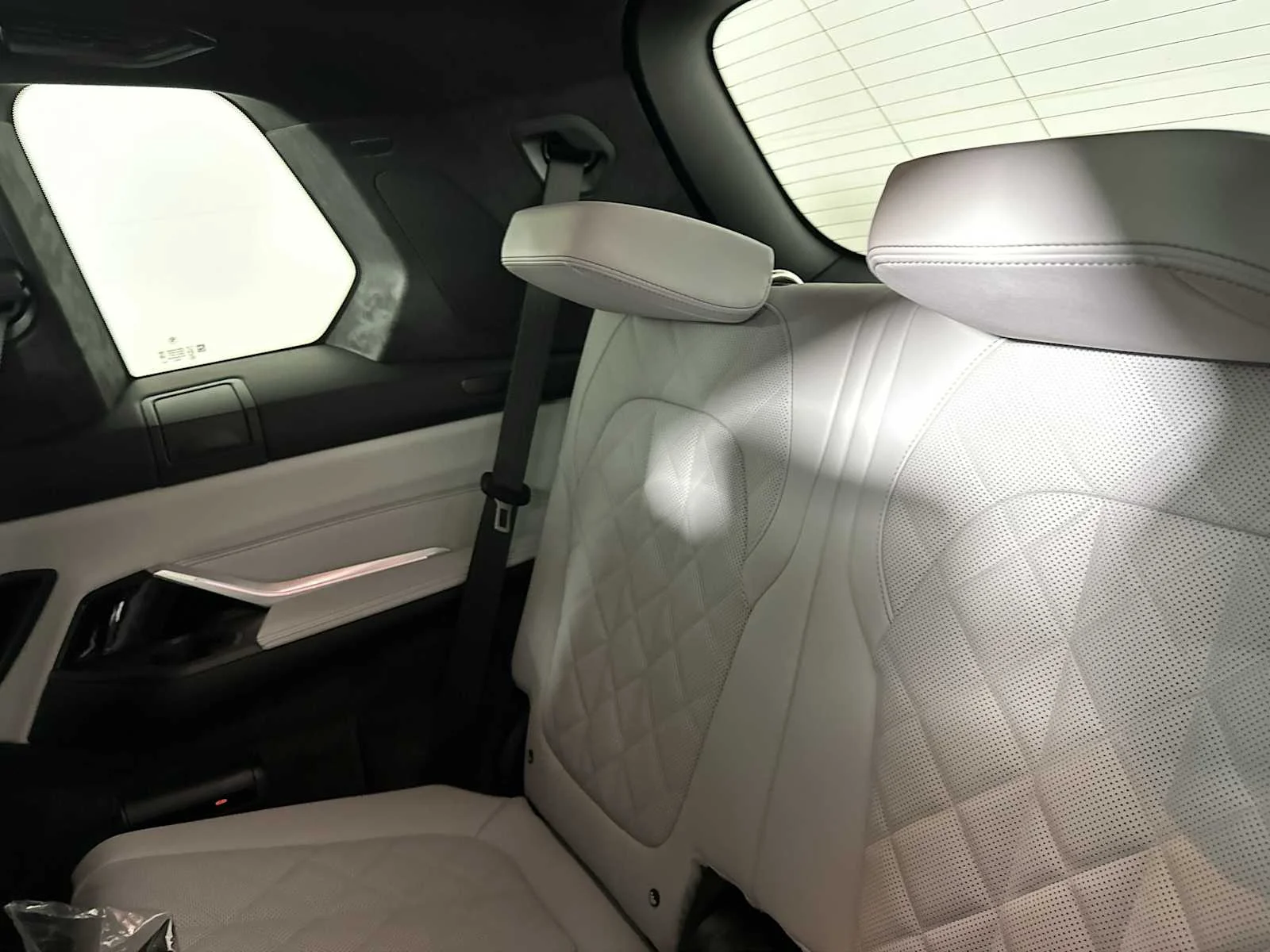 New 2026 Dravit Grey Metallic BMW xDrive40i image 20