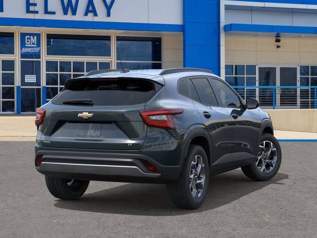 2026 Chevrolet Trax LT - Photo 4