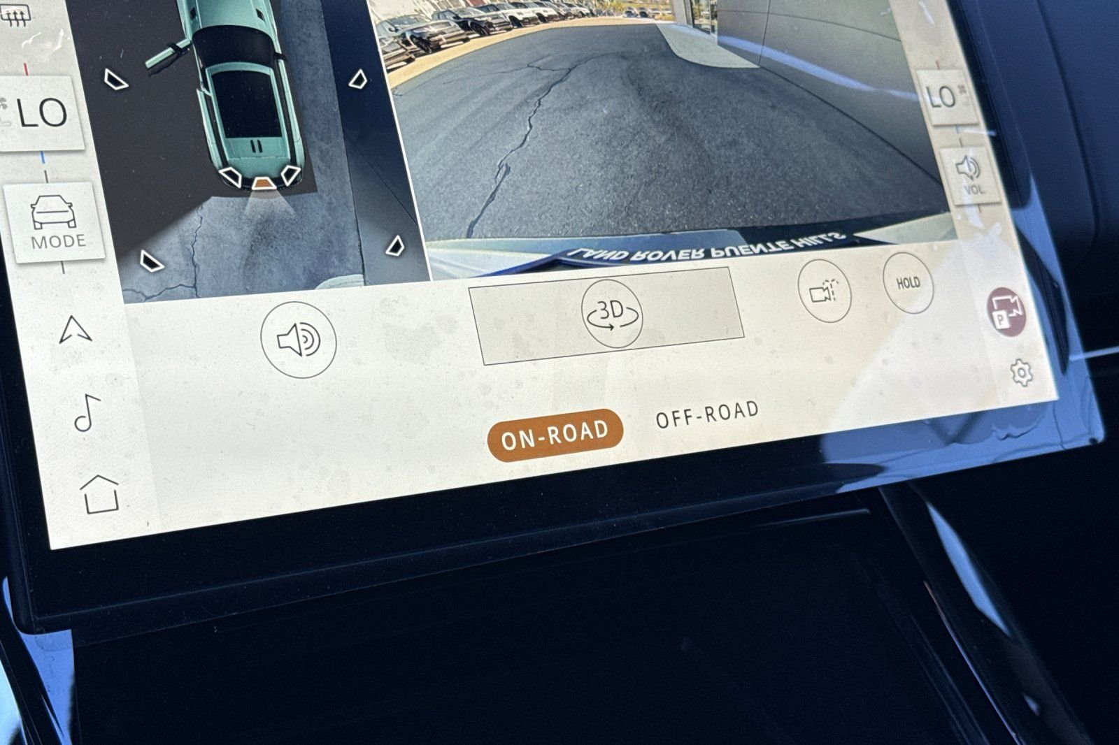 New 2026 Fuji White Land Rover Dynamic SE image 24