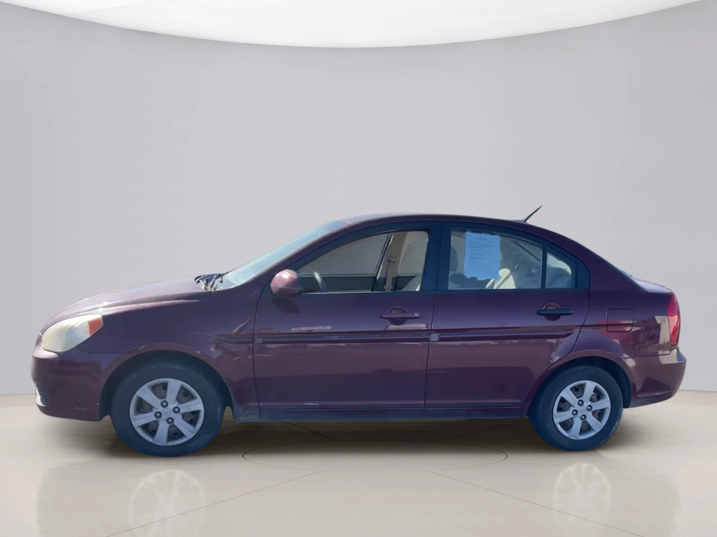 Used 2009 Red Hyundai  image 3