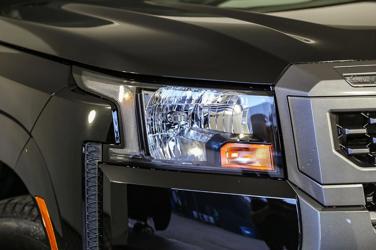 New 2025 Super Black Nissan Crew Cab SV image 2