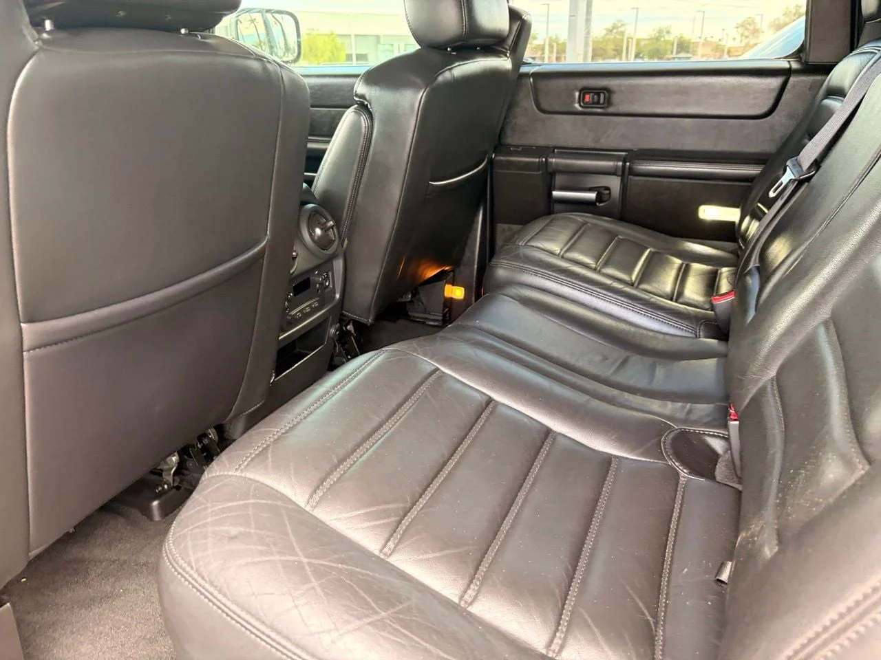 Used 2006 Black HUMMER Base image 15