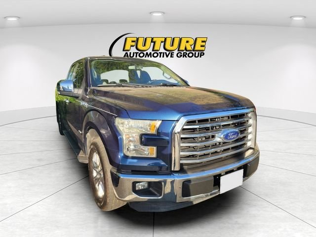 Used 2016 Blue Ford XLT image 1