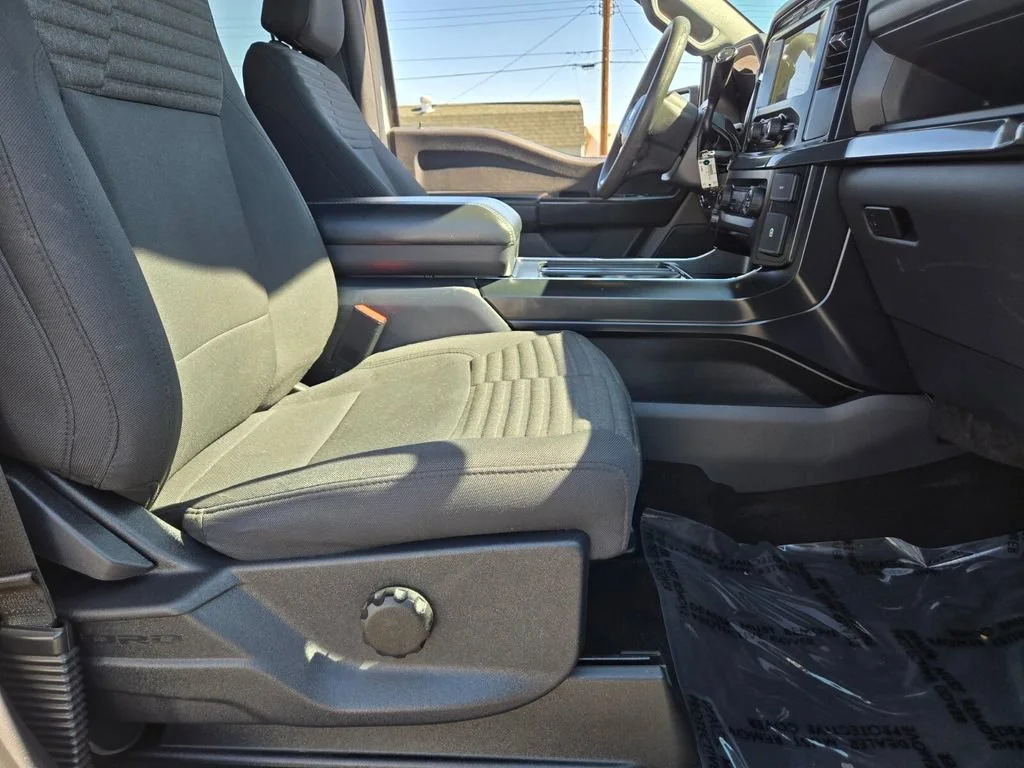 Used 2023 White Ford XL image 14