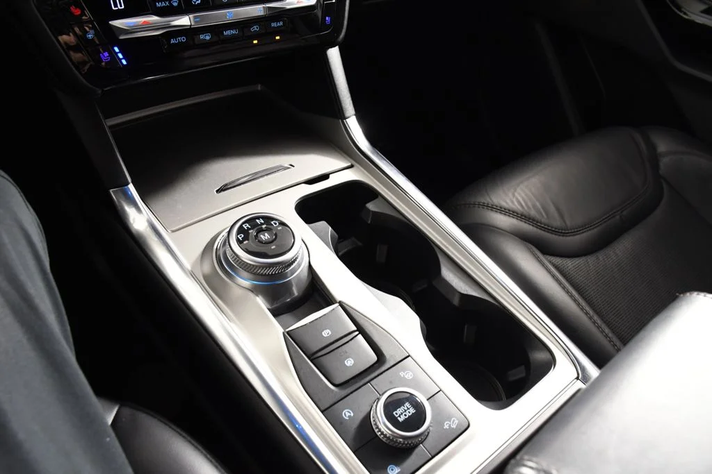 Used 2021 Agate Black Metallic Ford Platinum image 33