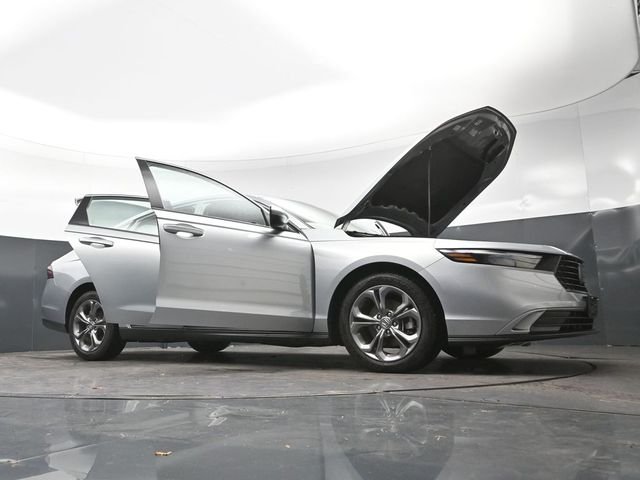 Certified Used 2024 Solar Silver Metallic Honda EX image 33