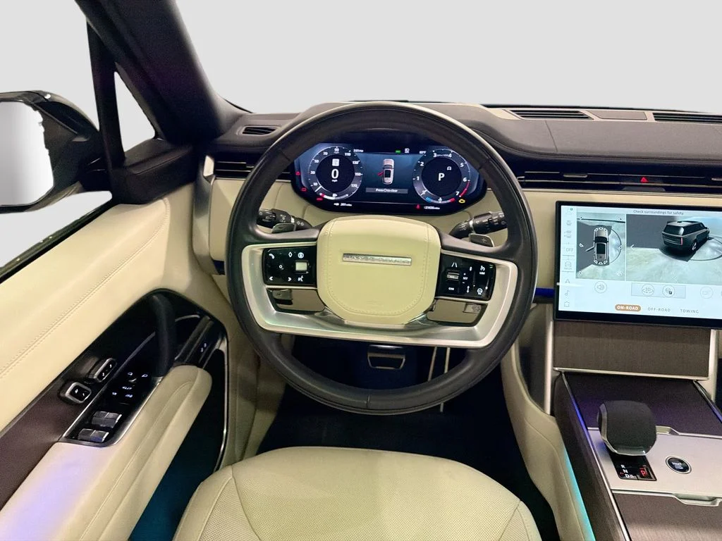 Used 2025 Black Land Rover SE image 23