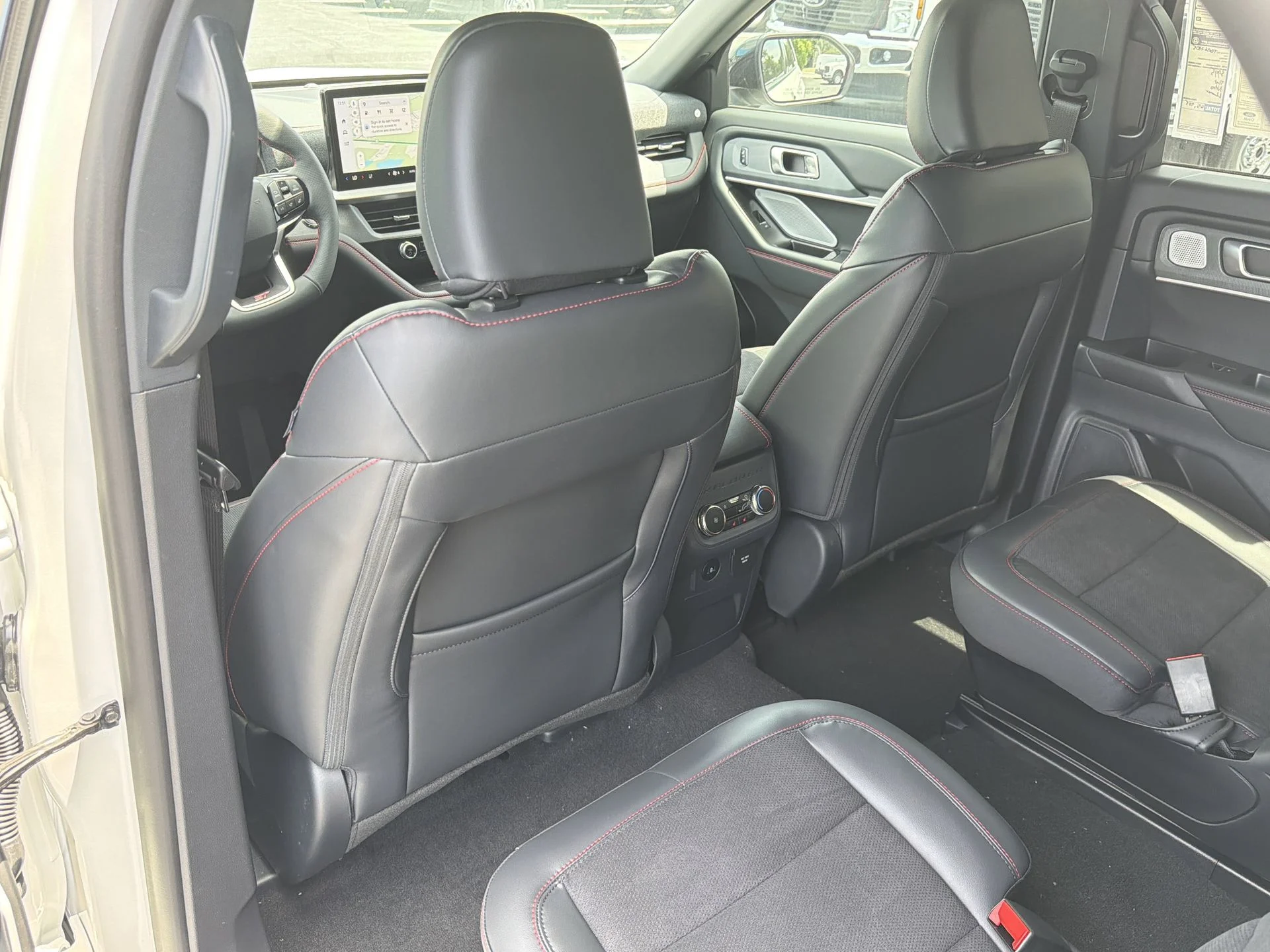 New 2026 Star White Metallic Tri-Coat Ford ST image 23