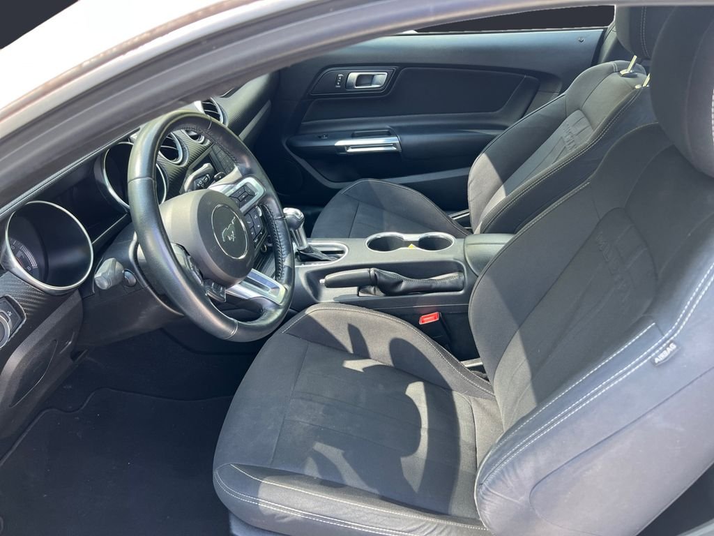 Used 2020 Oxford White Ford EcoBoost image 9