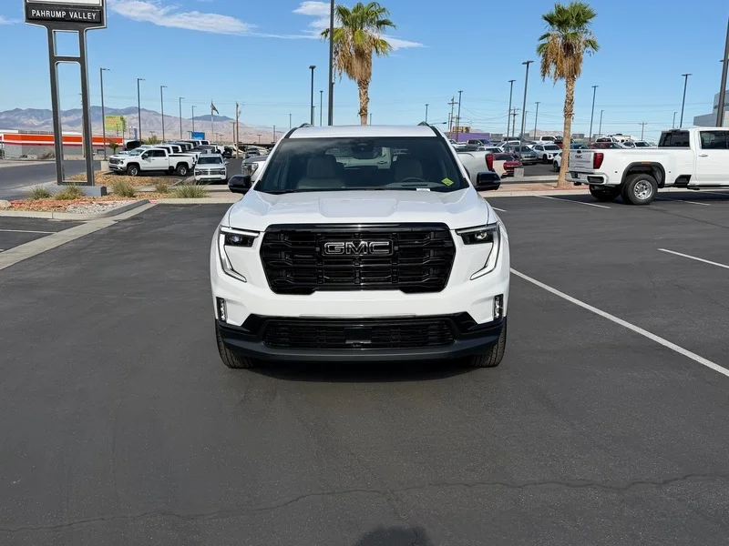 New 2027 Summit White GMC Elevation image 8