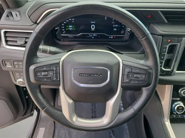 Used 2024 Onyx Black GMC Denali image 24