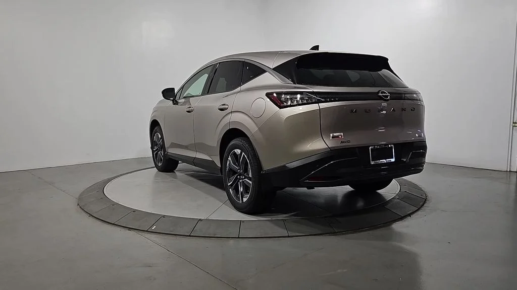 New 2026 Champagne Silver Metallic Nissan SL image 3