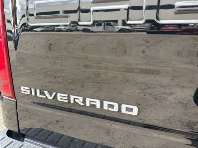 Used 2021 Black Chevrolet High Country image 39