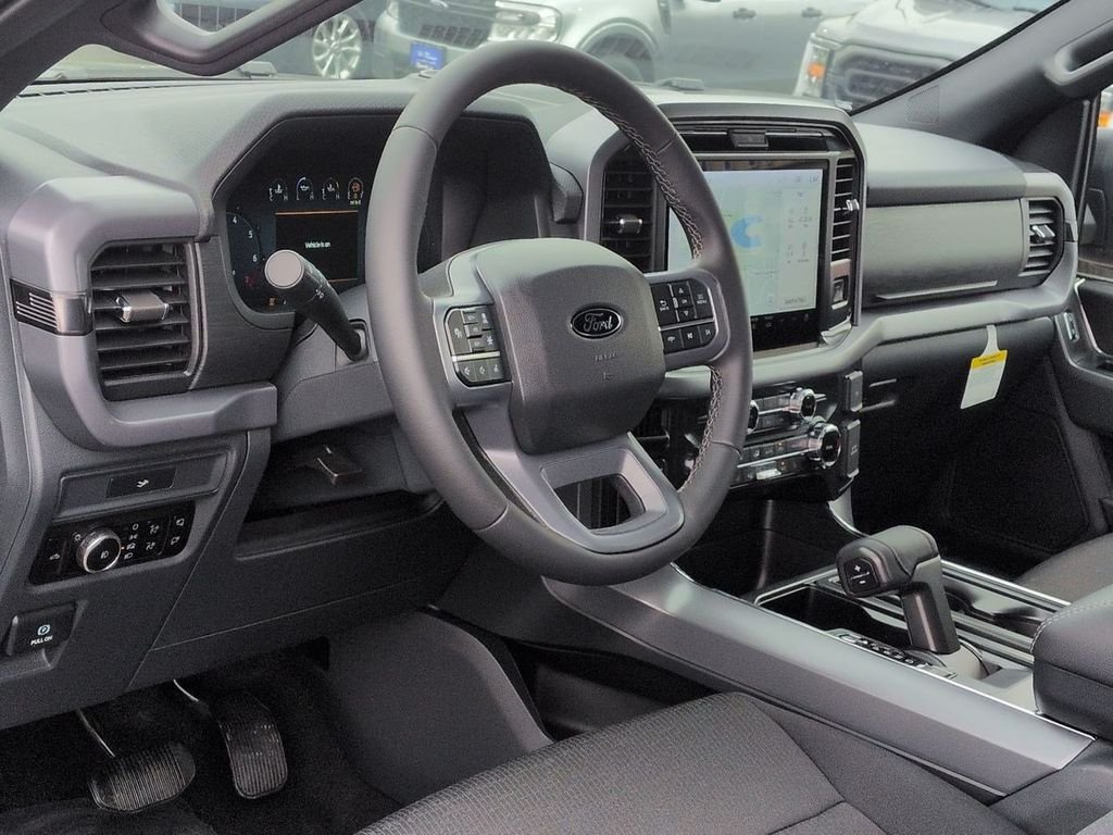 New 2026 Carbonized Gray Metallic Ford XLT image 44