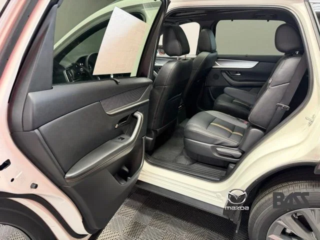 2026 Mazda CX-90 Premium Plus Package - Photo 18
