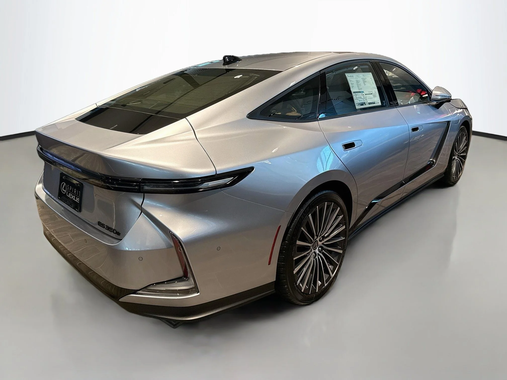 New 2026 Iridium Lexus ES 350e LUXURY image 7