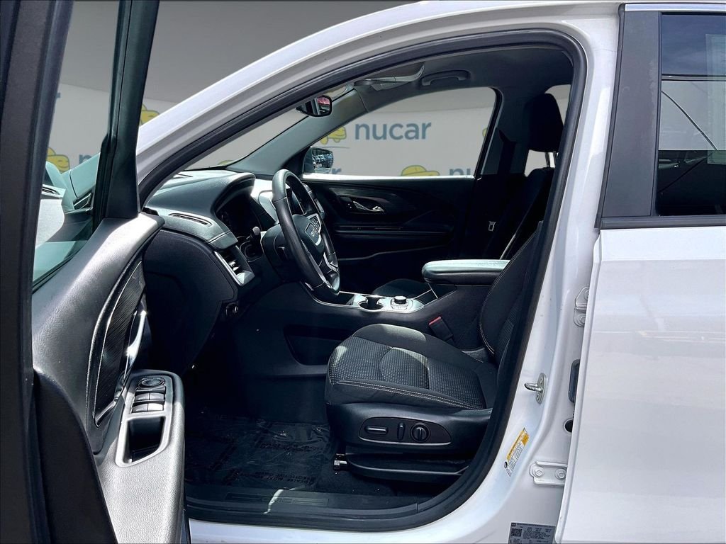 Used 2023 White GMC SLE image 11