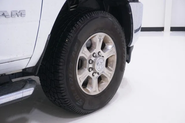 Used 2024  Ram Big Horn image 5