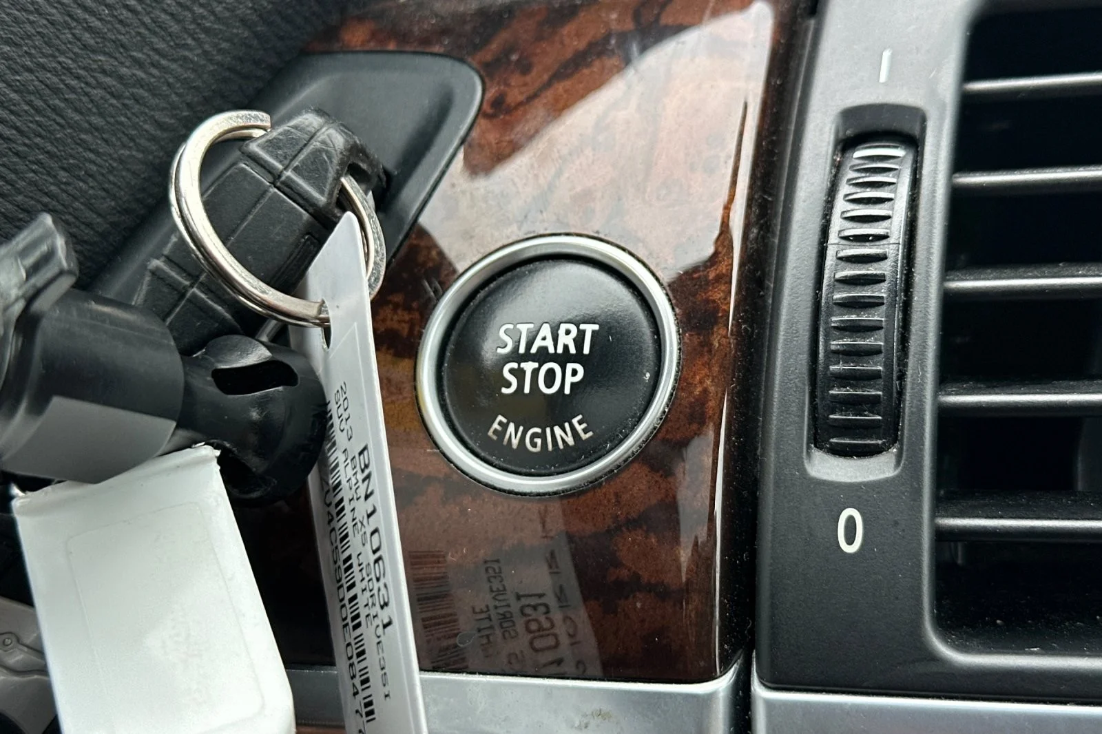 Used 2013 Alpine White BMW xDrive35i Sport Activity image 23