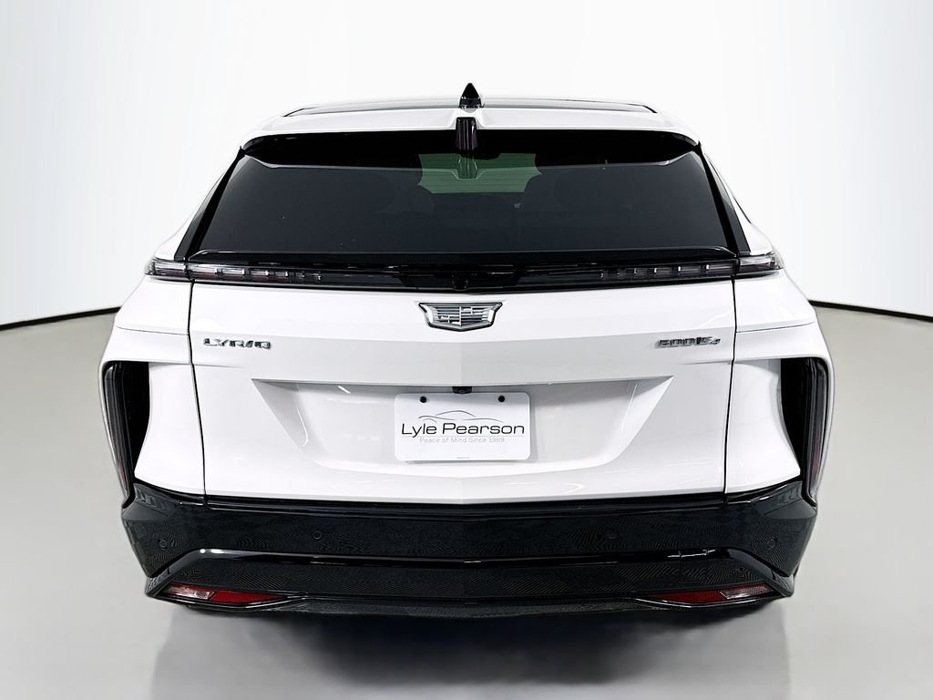 Used 2025 White Cadillac Sport image 10