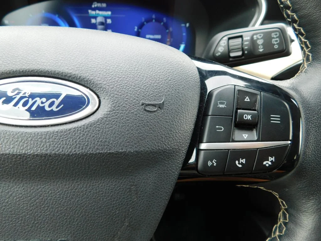 Used 2022 Black Ford Titanium image 31