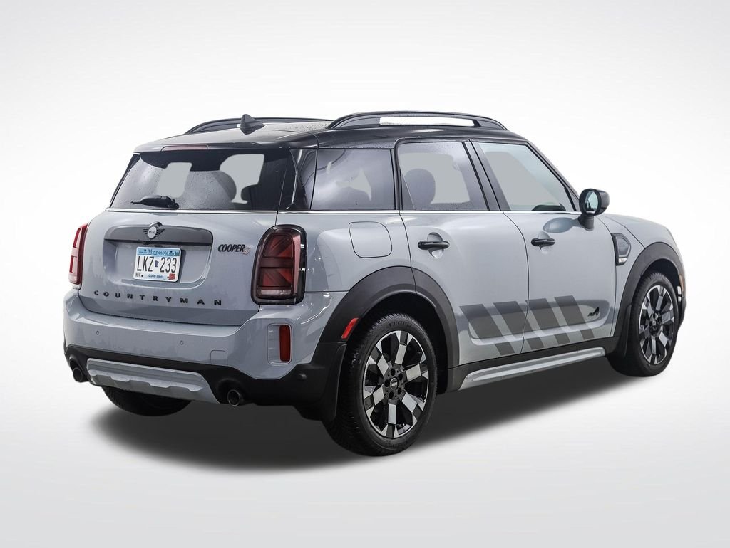 Used 2024 Grey MINI Iconic image 5