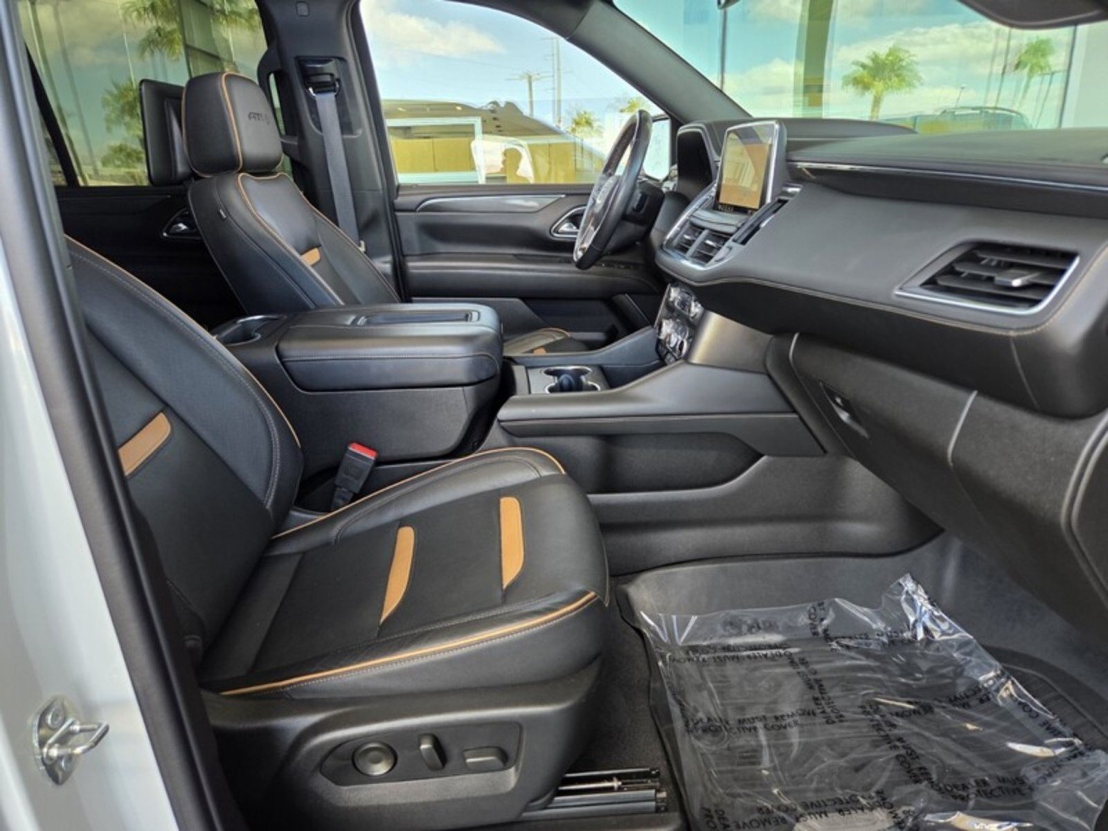 Used 2021 White Frost Tricoat GMC AT4 image 22