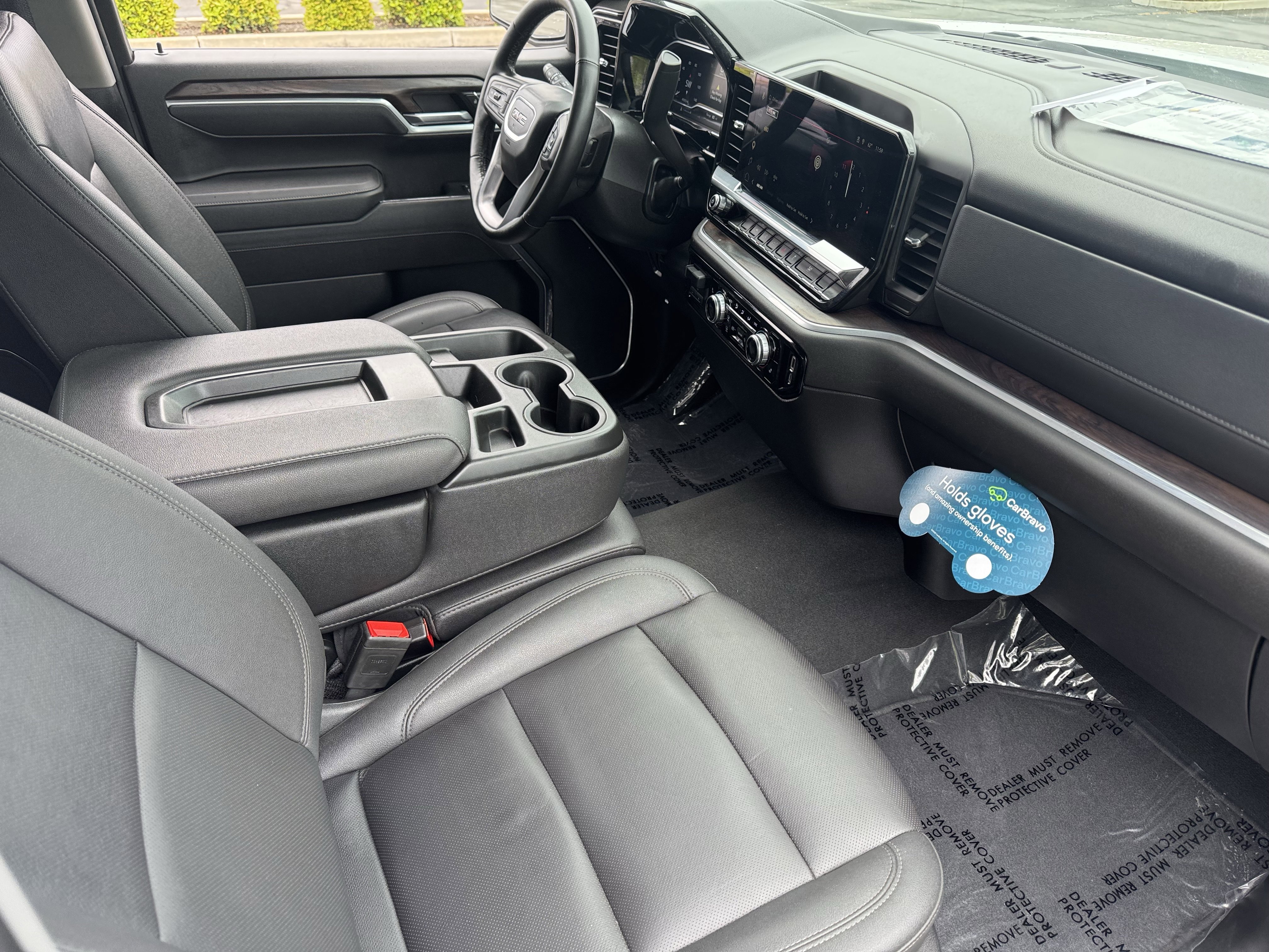 2025 GMC Sierra 1500 SLT - Photo 22