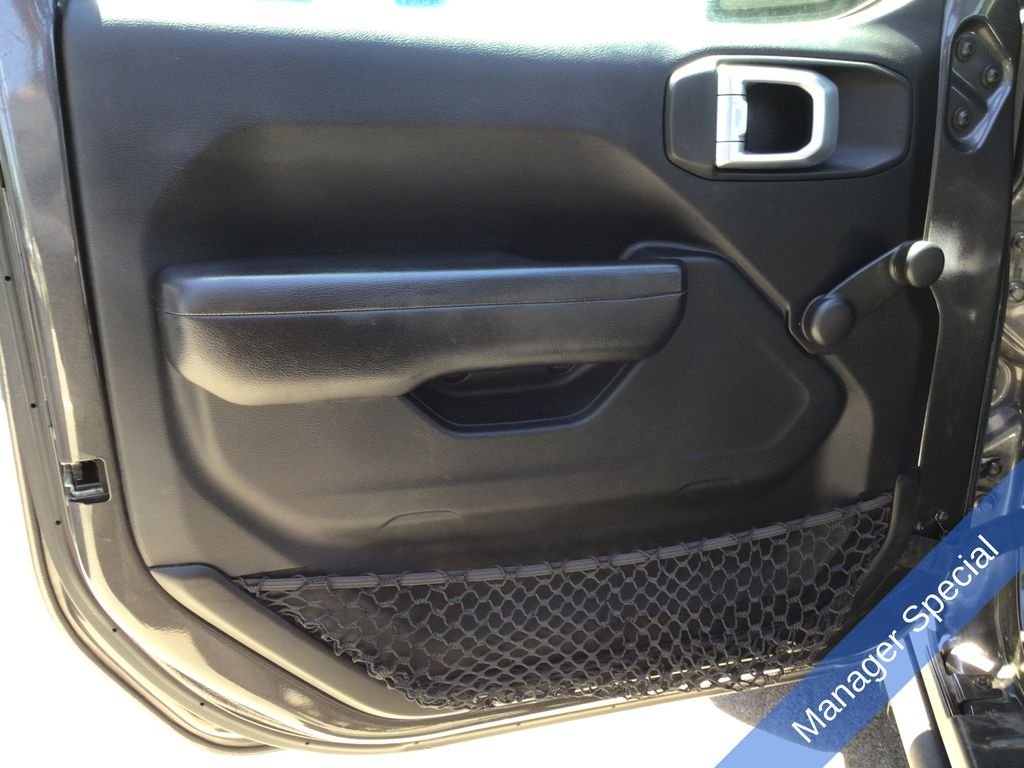 Used 2019 Gray Jeep Unlimited Sport image 22