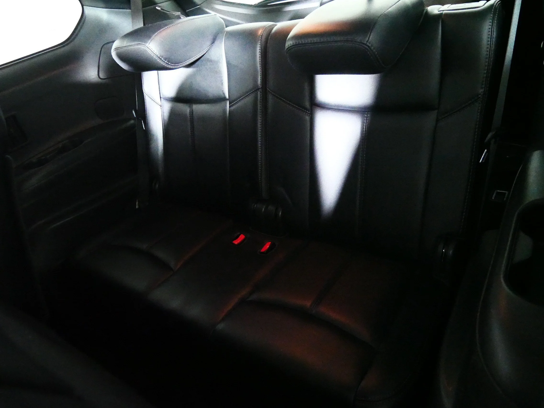 Used 2018 Magnetic Black Nissan SL image 33