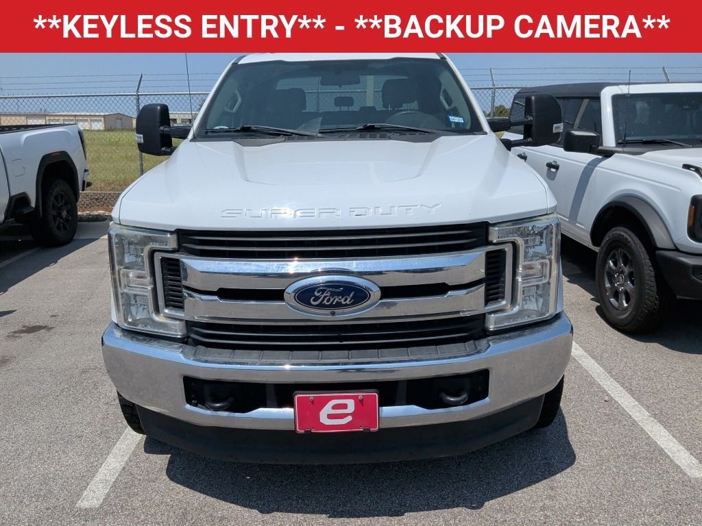 Used 2019 Oxford White Ford XL image 2