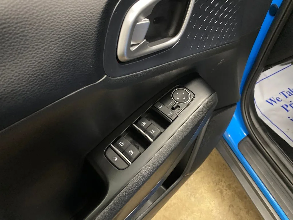 Used 2025 Surf Blue Kia EX image 10