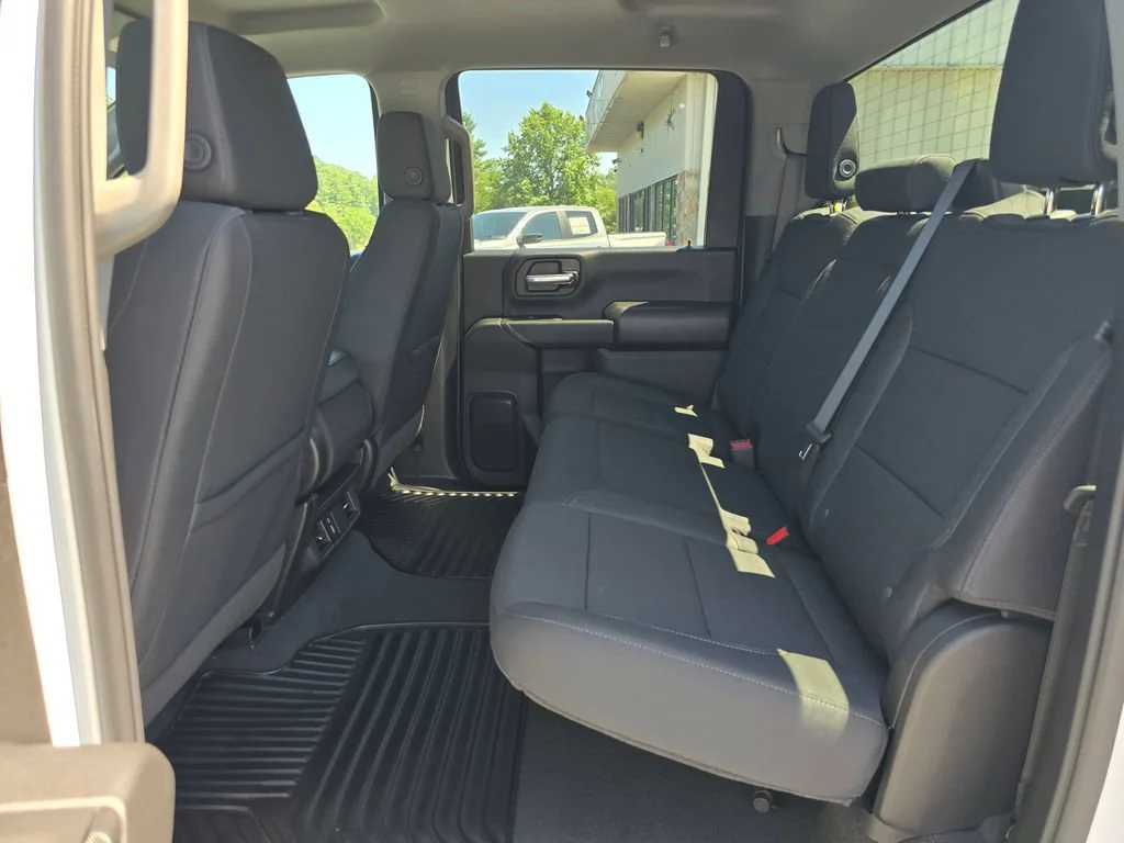 2026 Chevrolet Silverado 2500 HD Custom - Photo 11