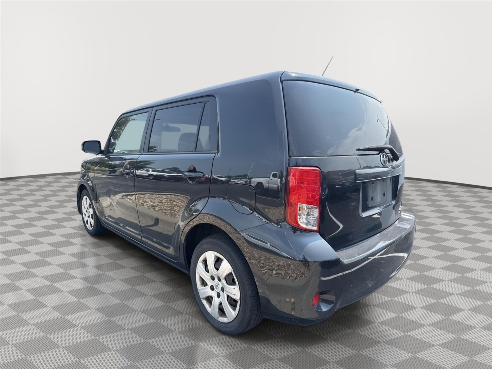 Used 2012 Black Scion Base image 3