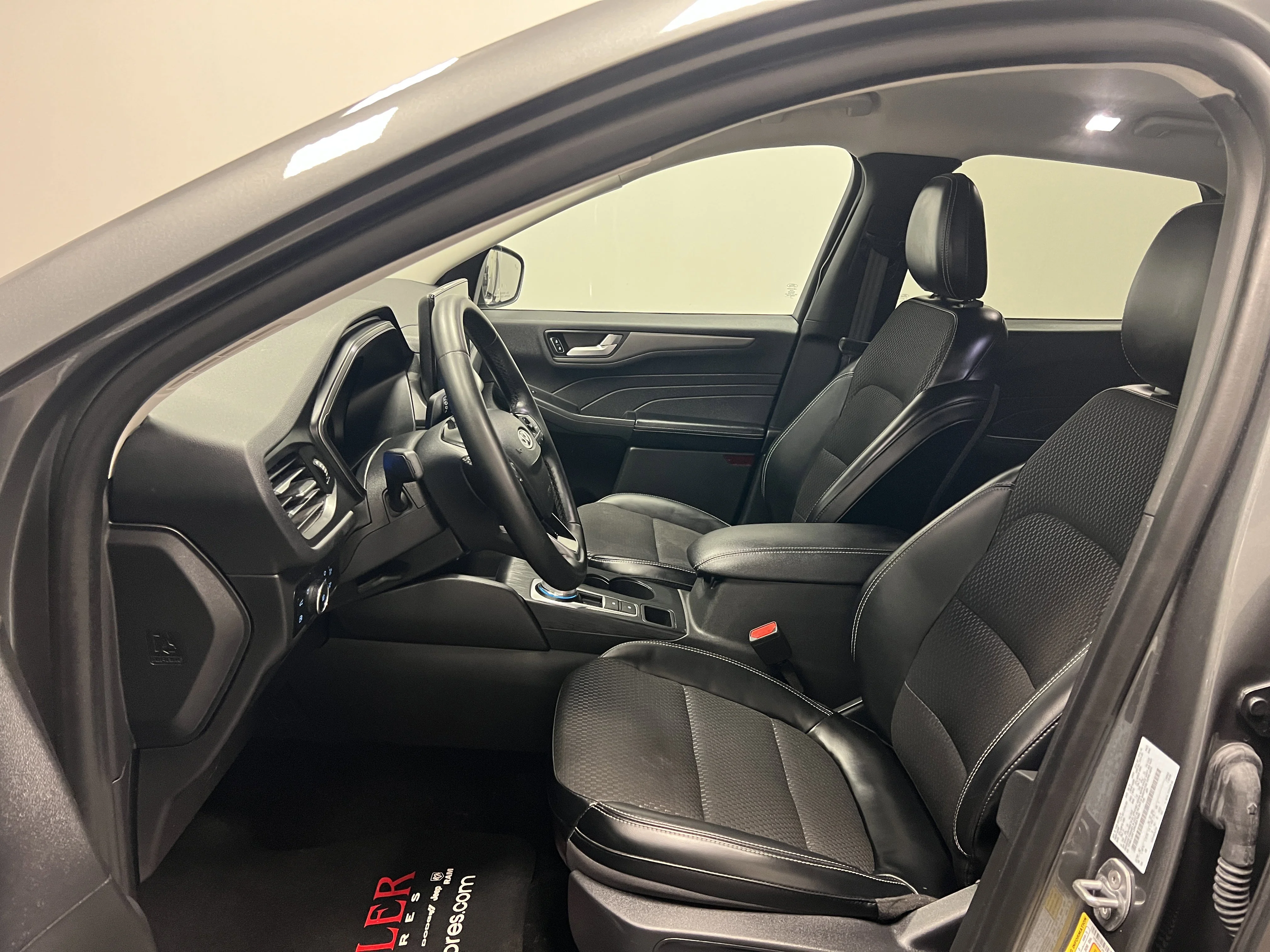 Used 2024 Carbonized Gray Metallic Ford PHEV image 14