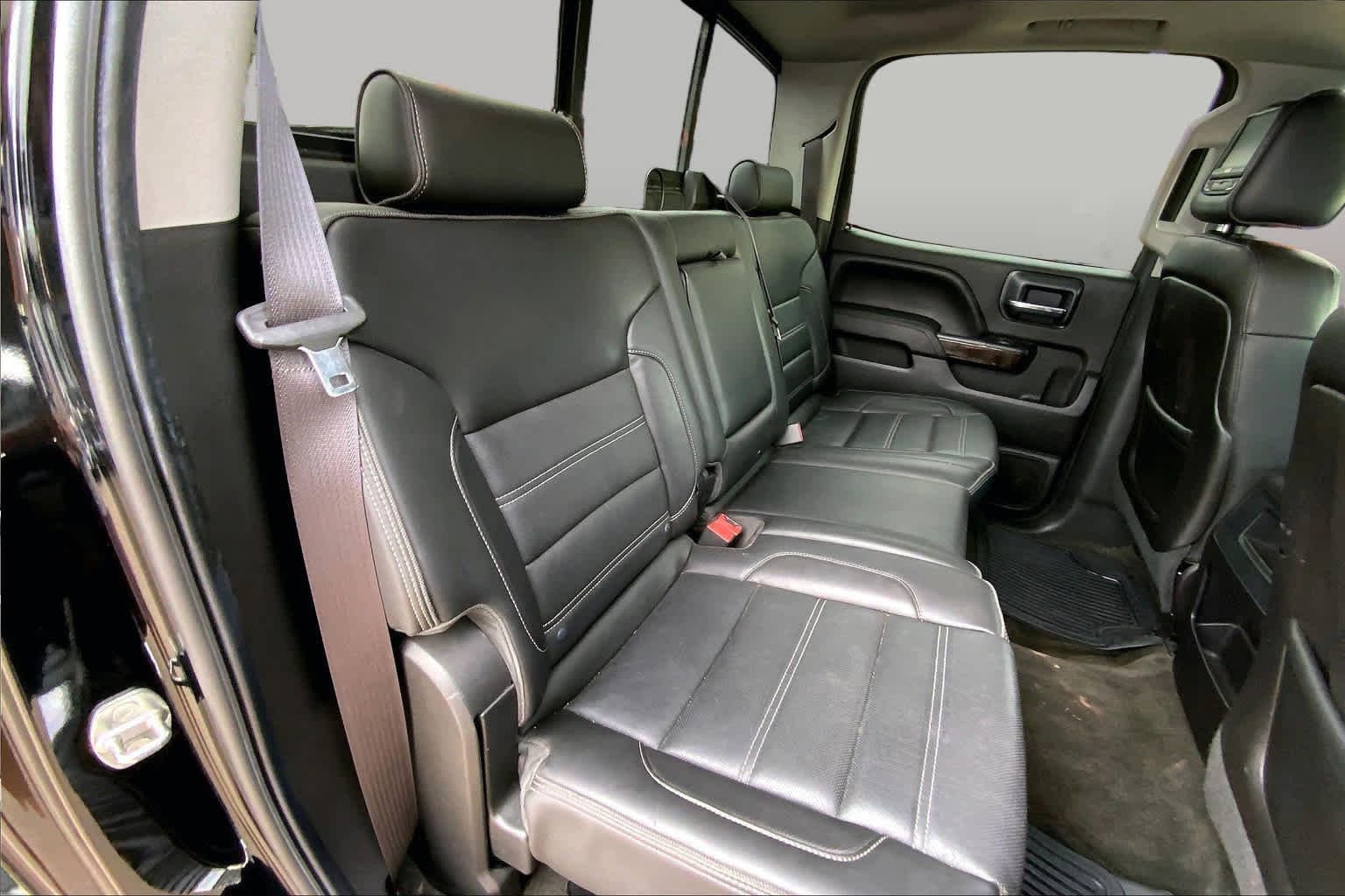 Used 2015 Onyx Black GMC Denali image 19