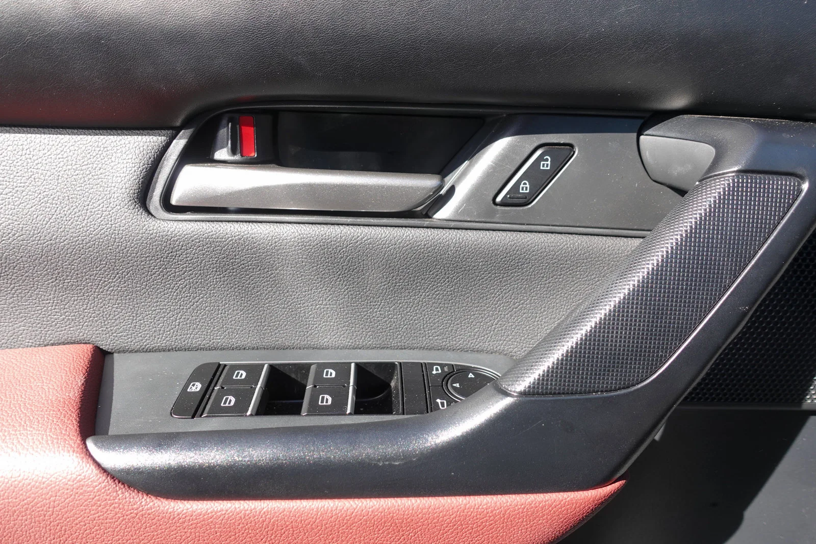 Certified Used 2026 Wind Chill Pearl Mazda Premium image 17
