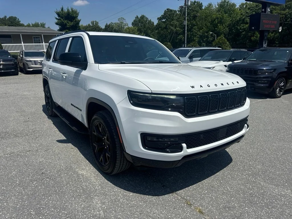 Used 2024 White Jeep Series II image 2