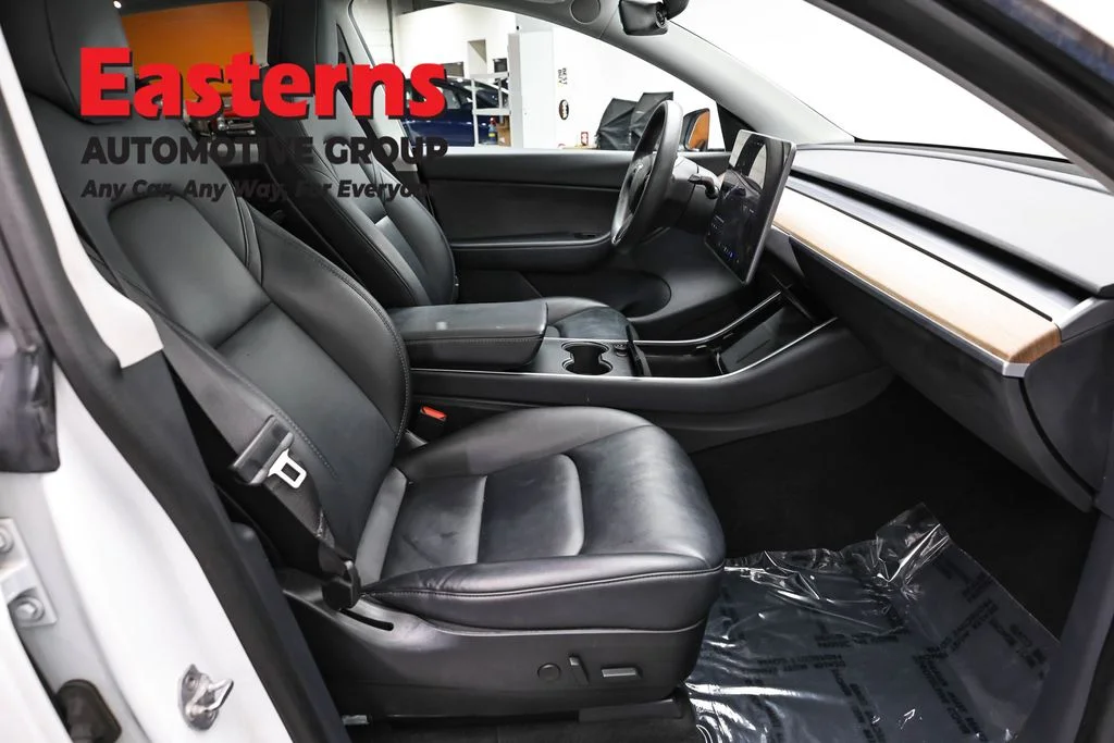 Used 2020 White Tesla Long Range image 17