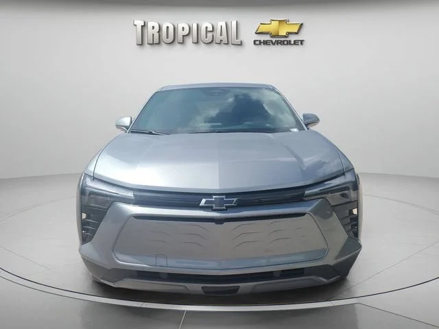 New 2025 Sterling Gray Metallic Chevrolet LT image 8