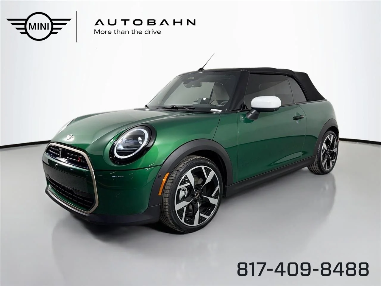 2026 MINI Convertible Cooper S's photo