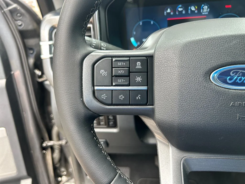 Certified Used 2025 Gray Ford Lariat image 22